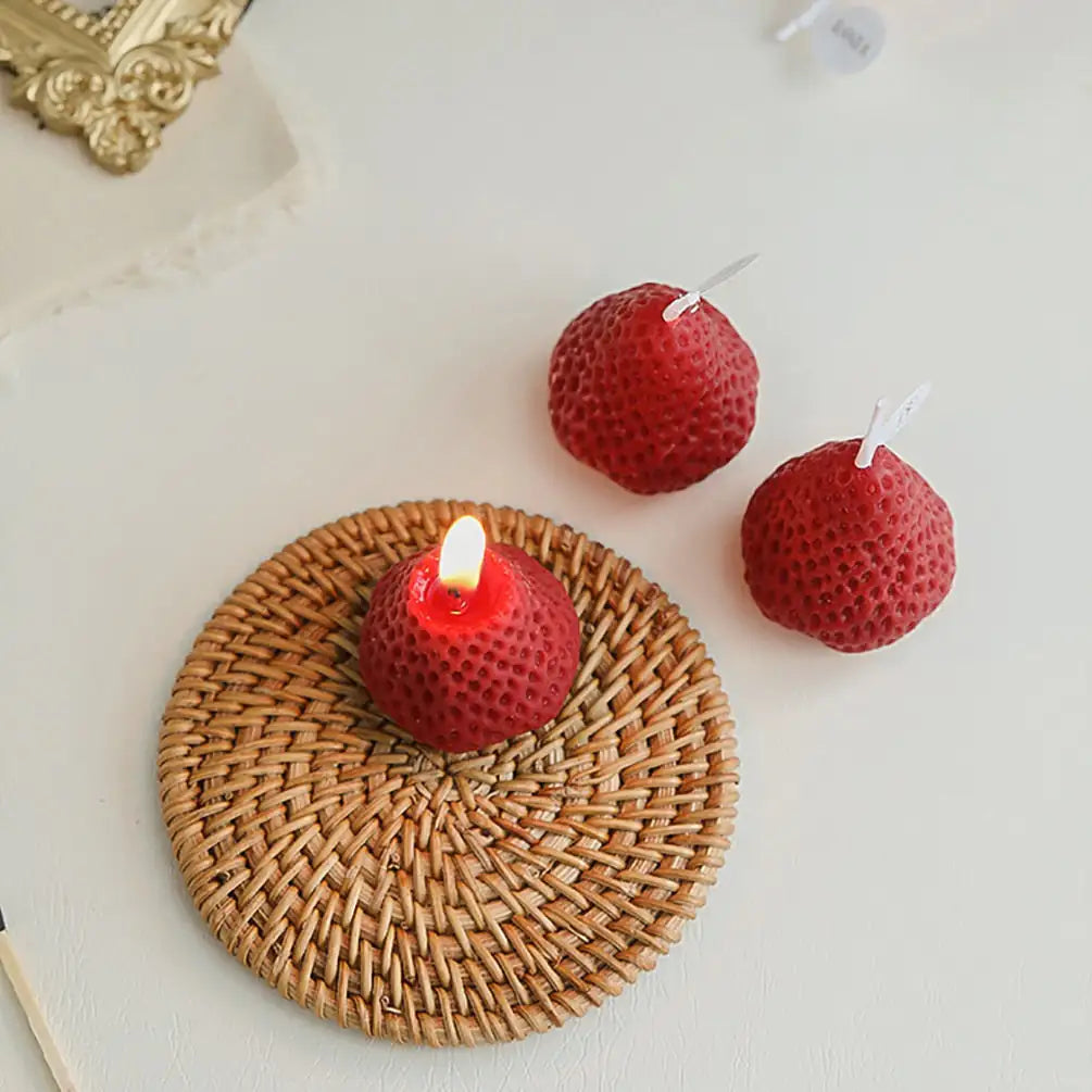 Strawberry Aromatic Candles