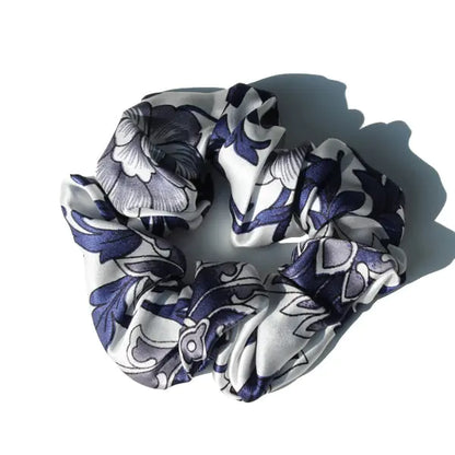 Lily Silk Hair Scrunchies